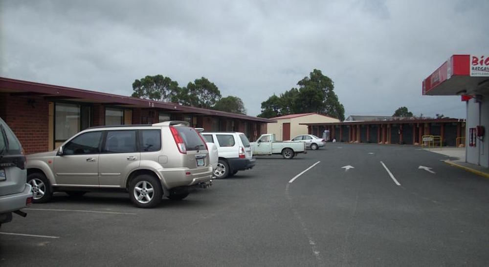 Bridge Hotel Smithton Exterior photo